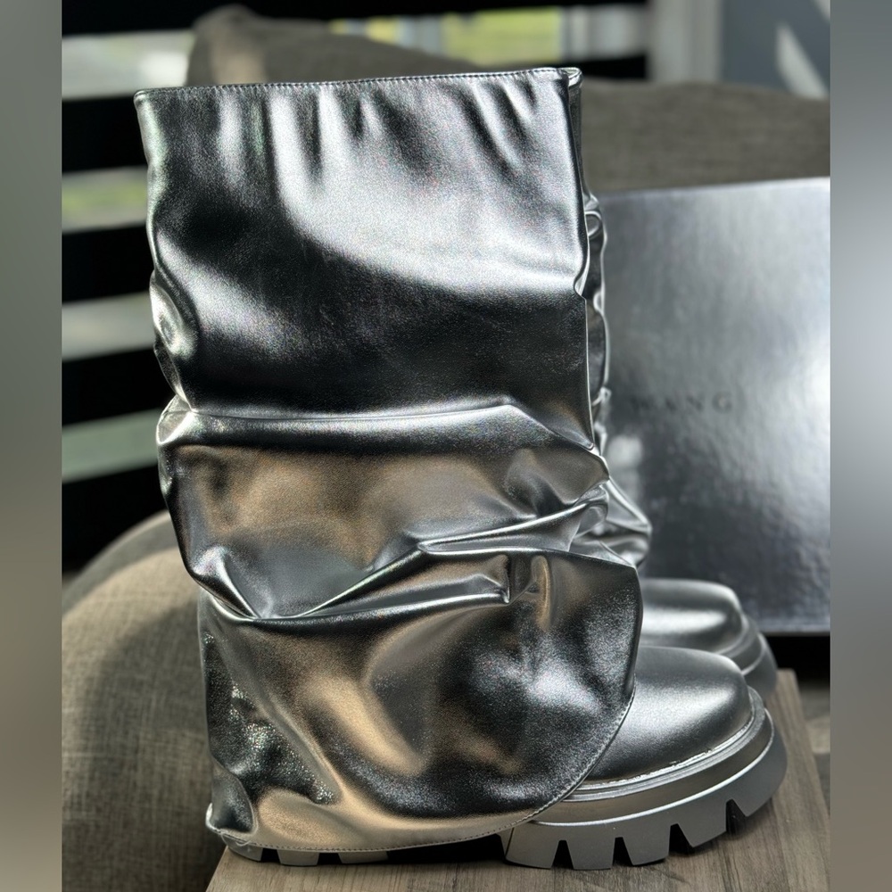 NEW Azalea Wang Mate Boots in Silver size 8.5 womens